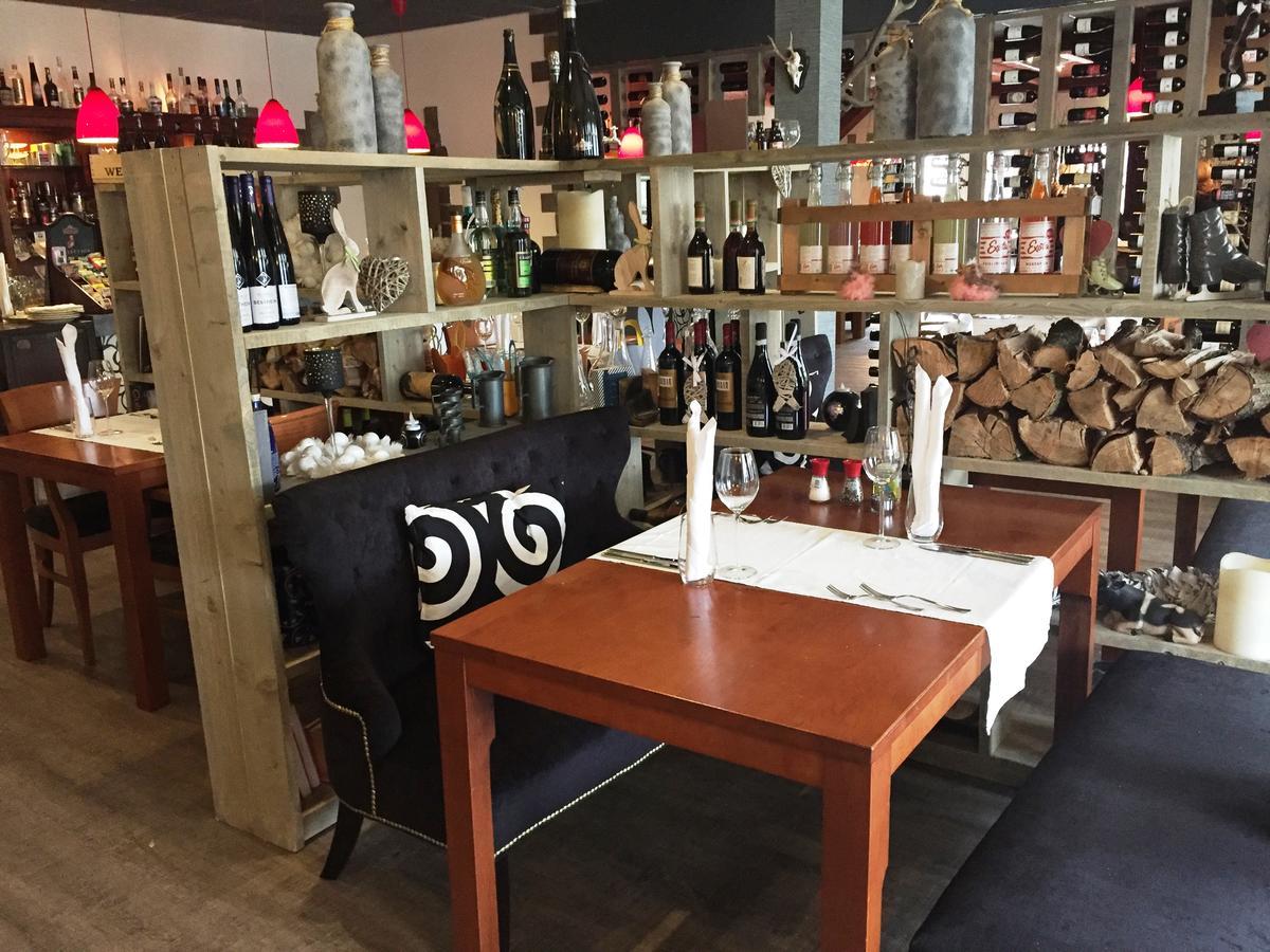 西斯维克丁特尔雷格拉芙oke酒店 乌登 外观 照片